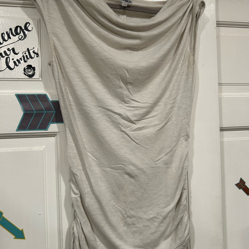 Express Cream Short Sleeve Tee